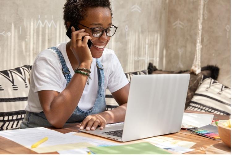 Semi-Absentee Franchise: What Is it & How Does It Work?