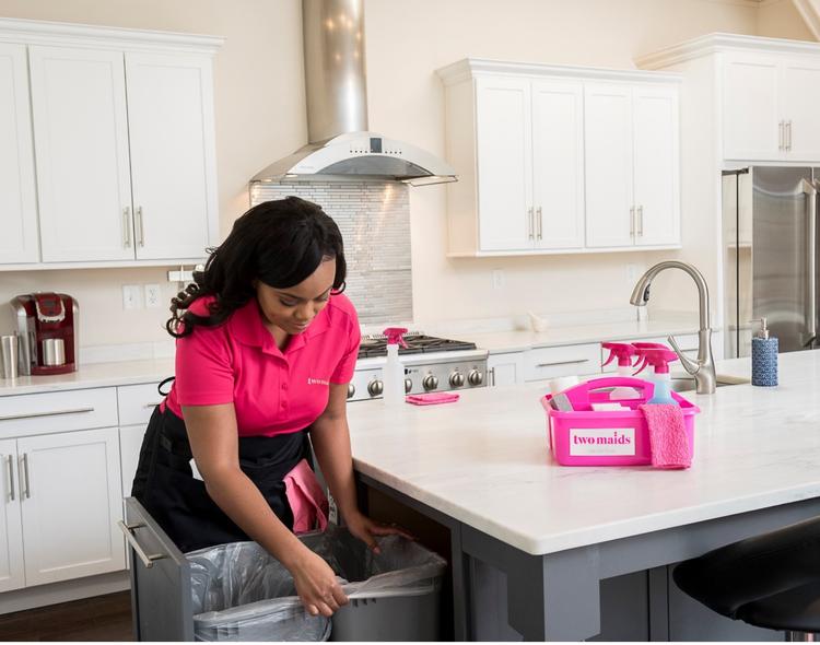 House Cleaning Franchises: How to Pick the Right One